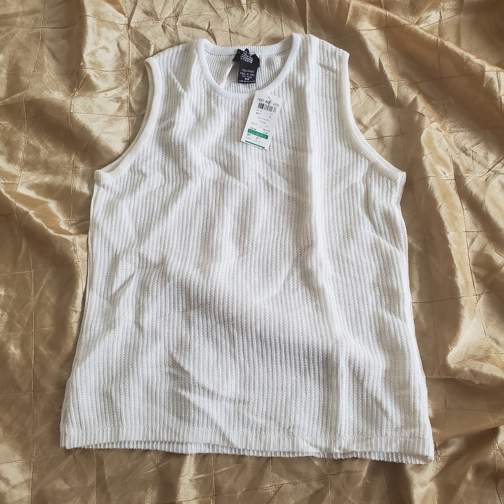 Morgan Taylor Sleeveless Sweater